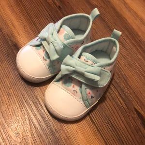 Child of mine crib shoes